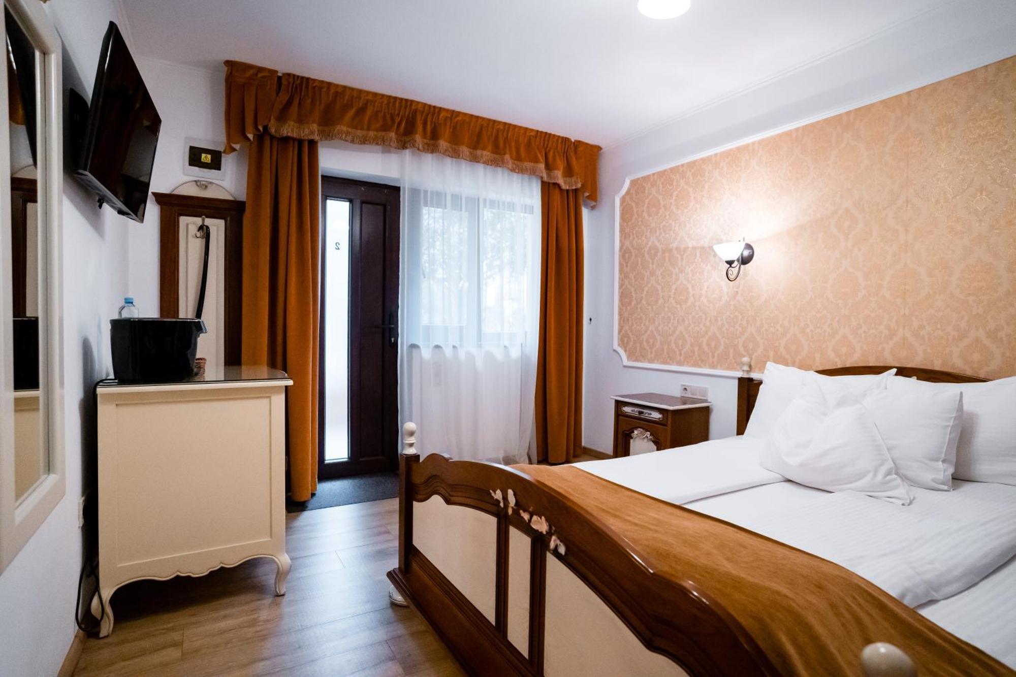 Rosen Villa Sibiu Exteriör bild